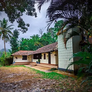  Holiday home Winter Karapuzha